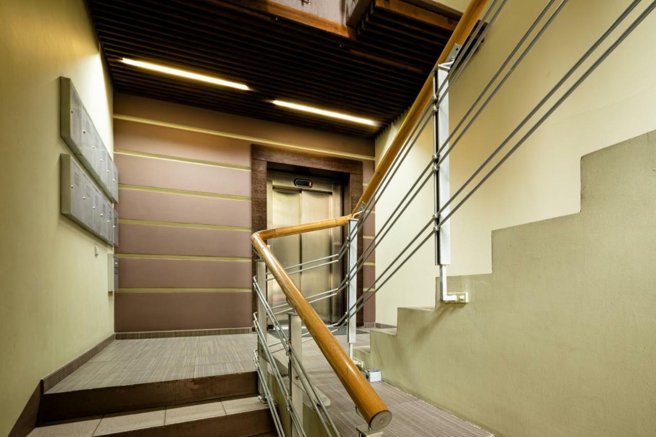 Leilighet Old Two Bedroom At Galleria