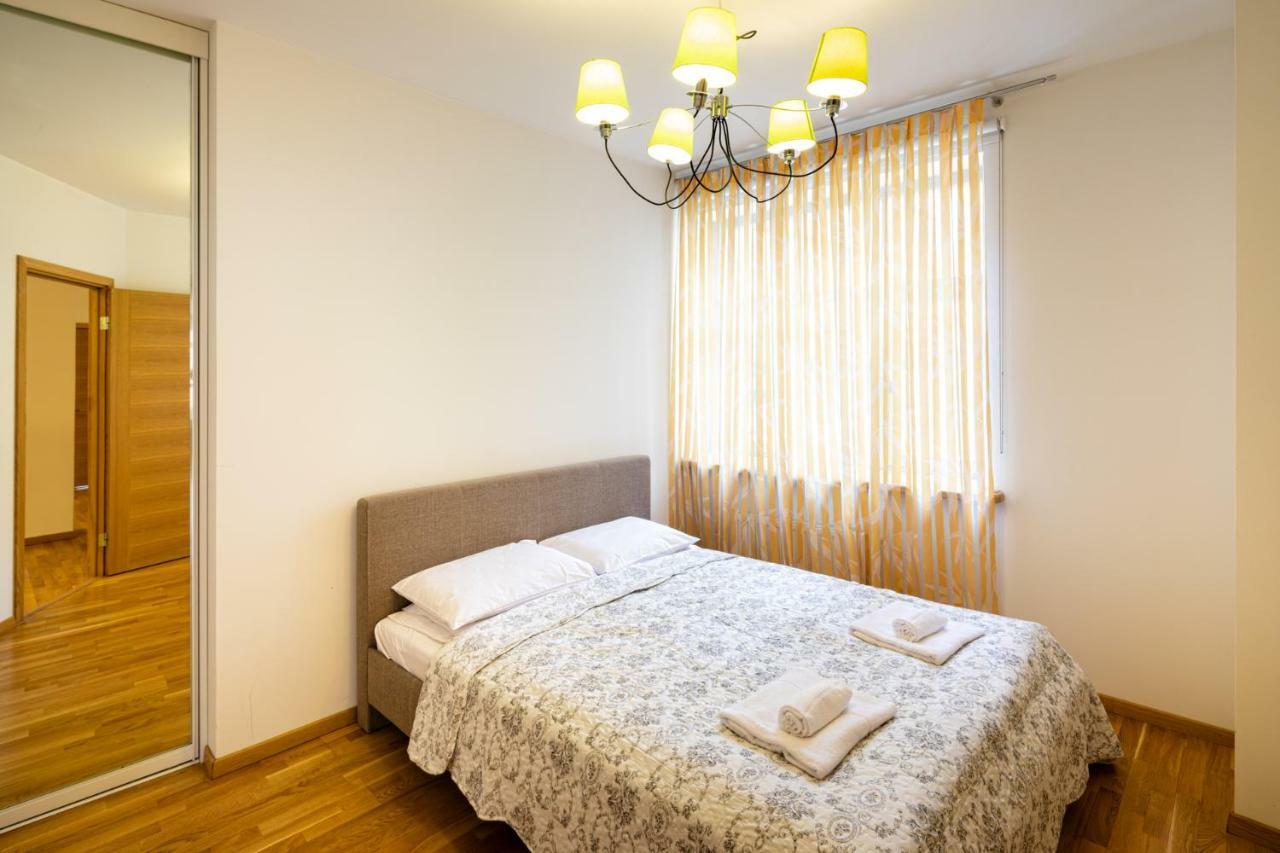 Leilighet Old Two Bedroom At Galleria *
